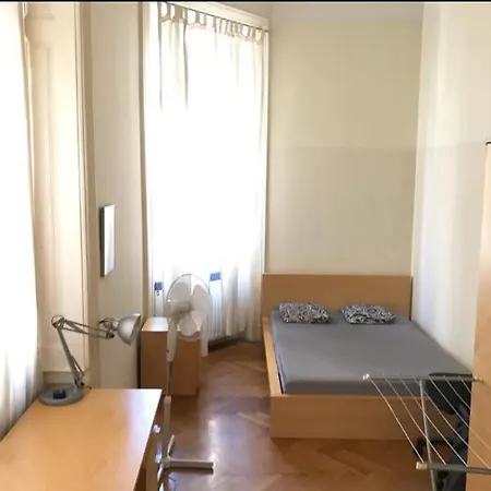 Cityscape Budget Jokai Flat Апартаменты *